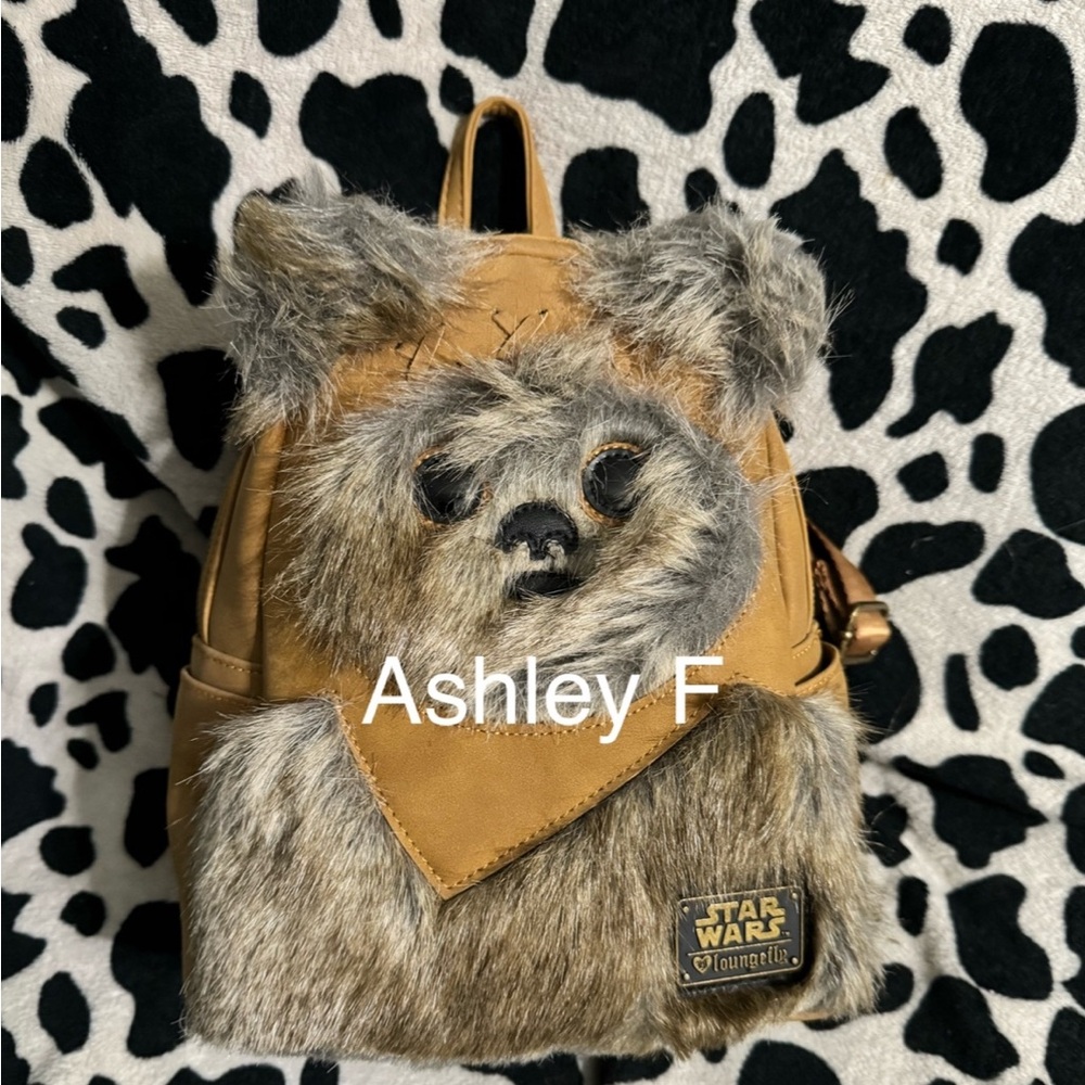 Star Wars Ewok loungefly backpack heart logo not rerelease